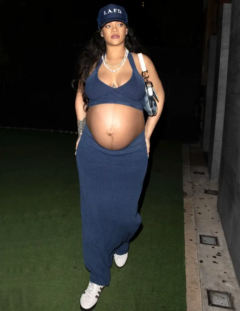 Rihanna Pregnancy Style: Fashionable Maternity Outfits