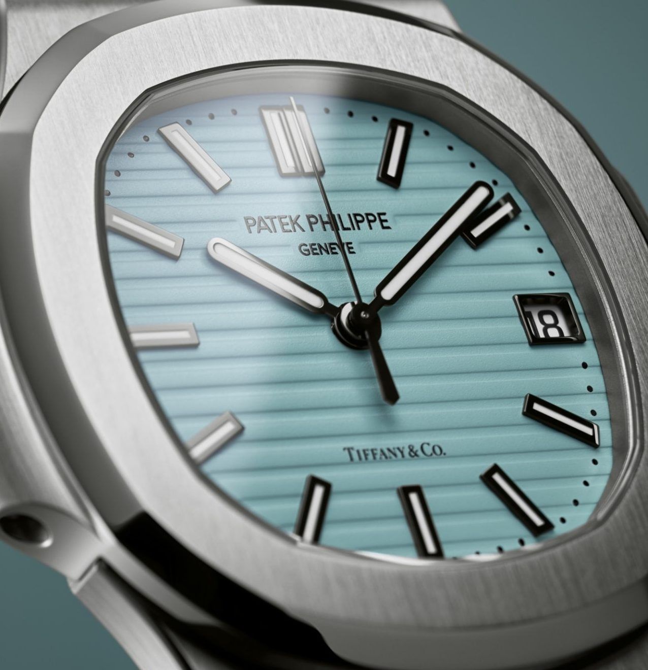The Tiffany-Blue Patek Philippe Nautilus Is A Masterful Blend Of Hype &  Heritage