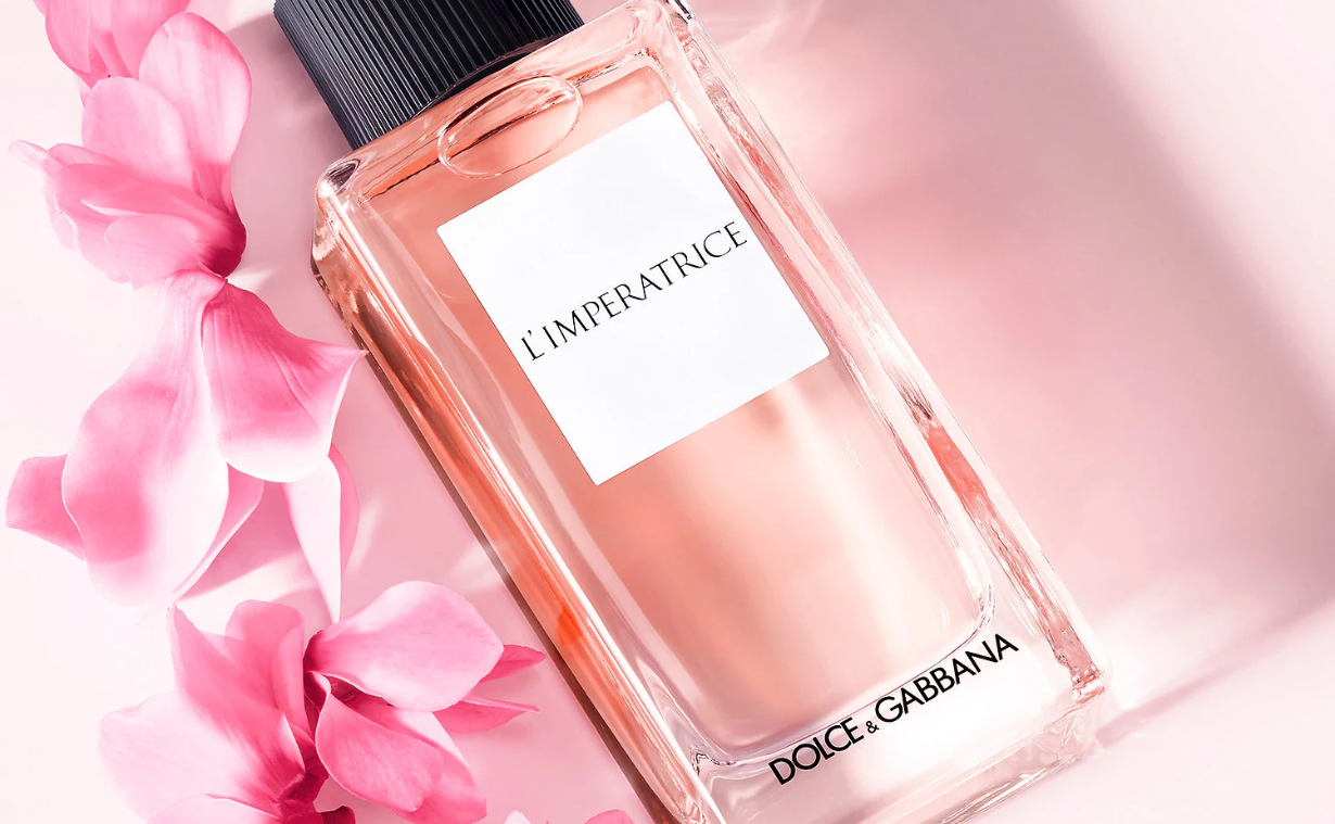 2023 Summer Scents for Women 6 Fragrances Perfect for the Season