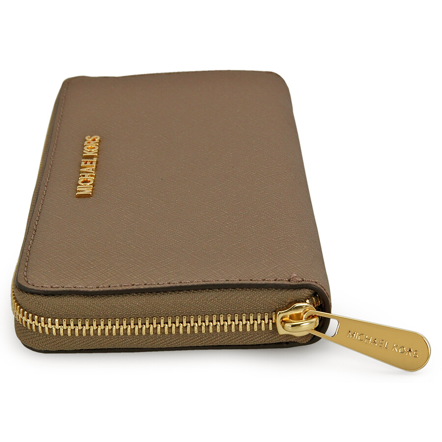 Michael Kors Jet Set Leather Continental Travel Wallet Dark Dune